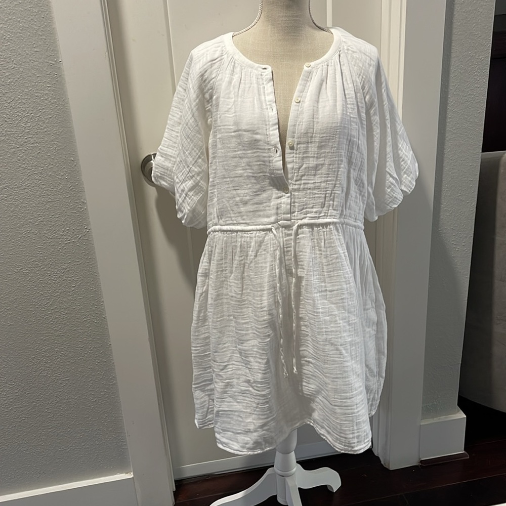 CLEARANCE 🔥🔥 
NWT Old Navy white cotton dress sz M